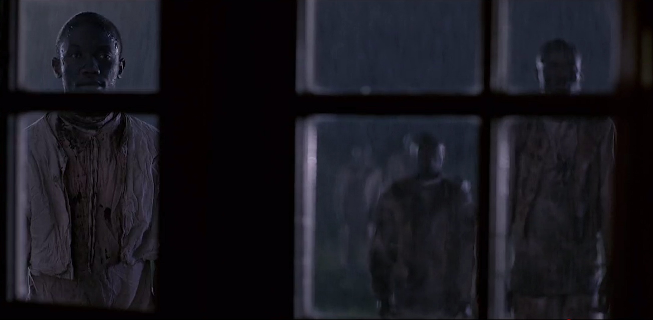 A scene from the movie The Innocents (Los Inocentes)