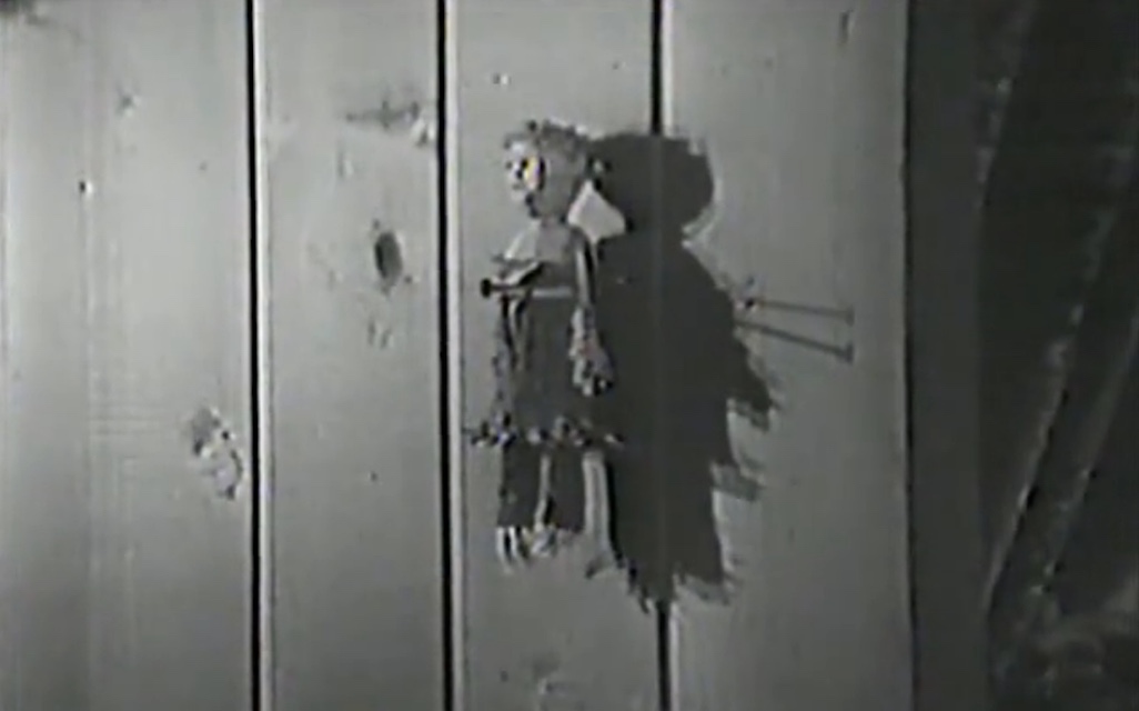A scene from The Vampire's Ghost horror movie