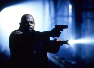 22 “Heroic Deaths” by Black Characters in Horror Movies Charles Dutton in Mimic