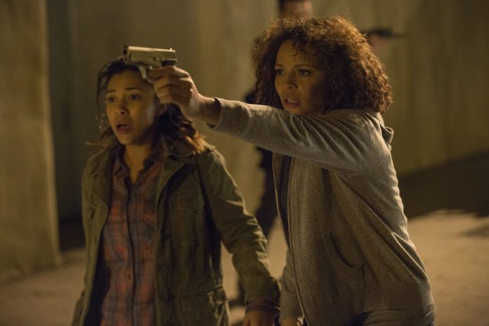 Zoe Soul and Carmen Ejogo in The Purge: Anarchy